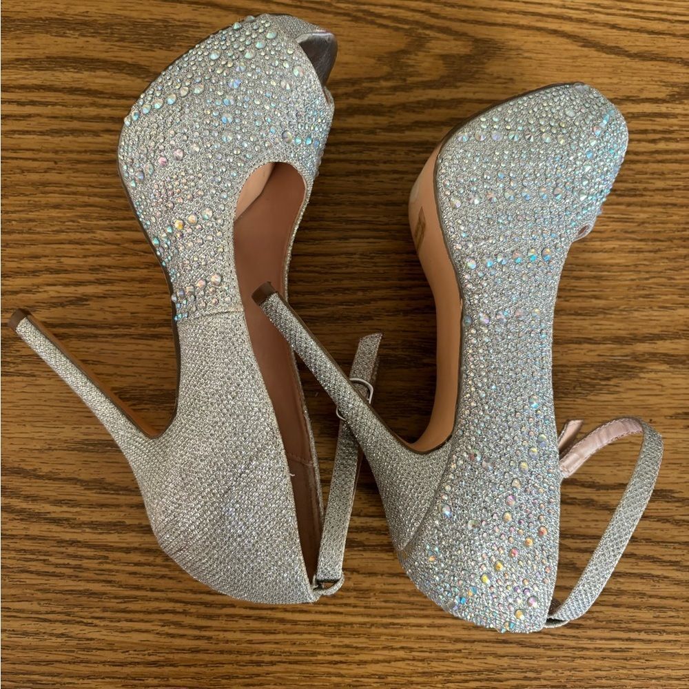 Elegant Silver Peep-Toe 5 inch Heels by Dreampairs - Picture 9 of 9